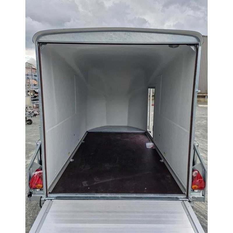 Debon Cargo 1300 Blauer Anhänger Pullman Suspension Seitentür